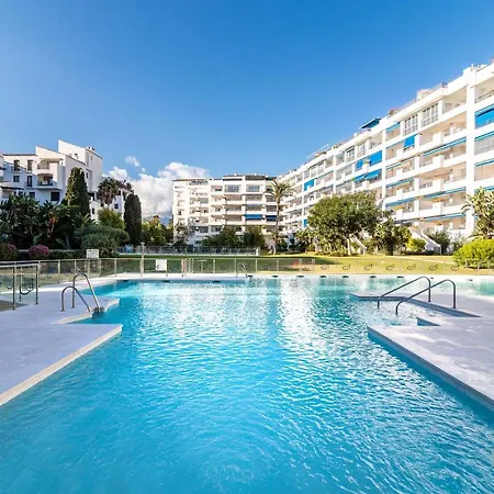 Modern In The Heart Of Puerto Banus 公寓 *