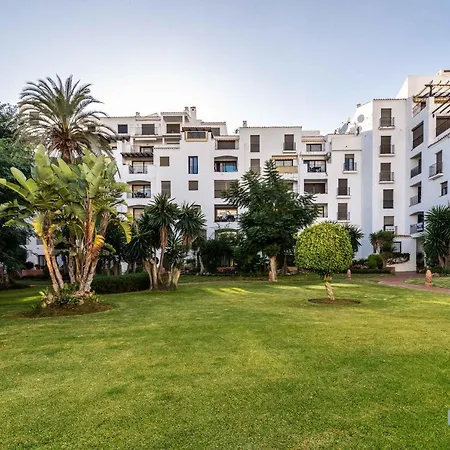 Modern In The Heart Of Puerto Banus *