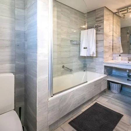 Modern In The Heart Of Puerto Banus Apartment *