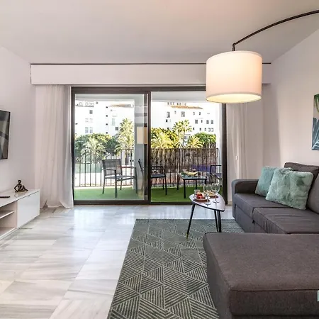 Modern In The Heart Of Puerto Banus 公寓 马尔韦利亚