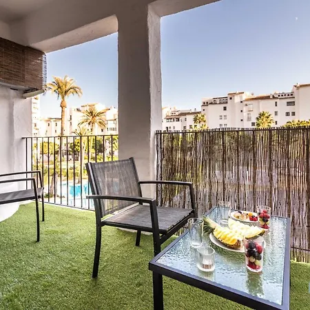 Modern In The Heart Of Puerto Banus * 马尔韦利亚