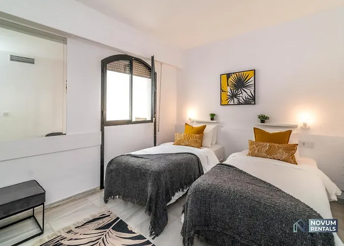 Lägenhet Modern In The Heart Of Puerto Banus *