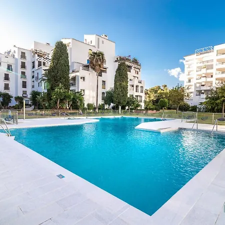 Modern In The Heart Of Puerto Banus * Marbellac