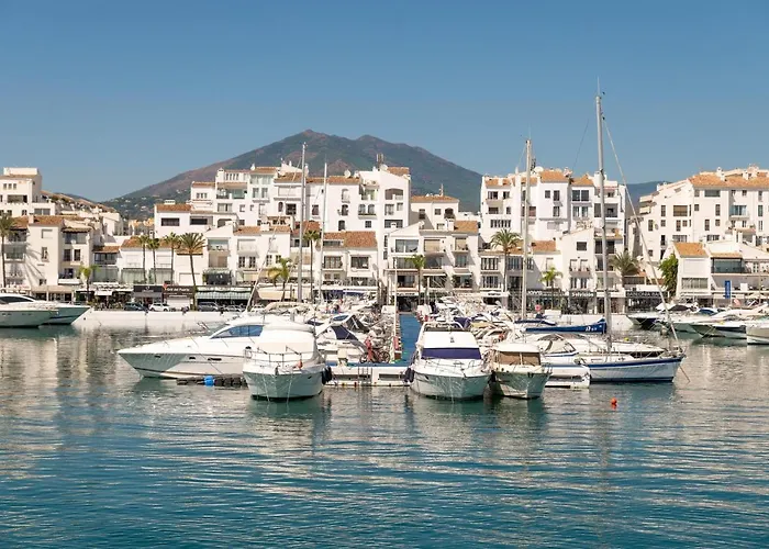 Modern In The Heart Of Puerto Banus * Marbellac