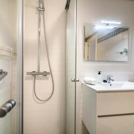 Modern In The Heart Of Puerto Banus شقة ماربيا