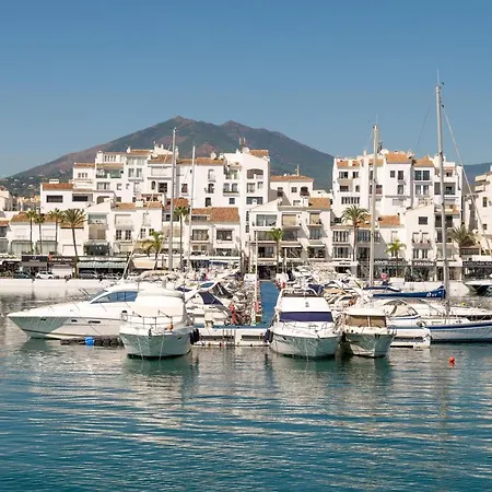 Modern In The Heart Of Puerto Banus * ماربيا